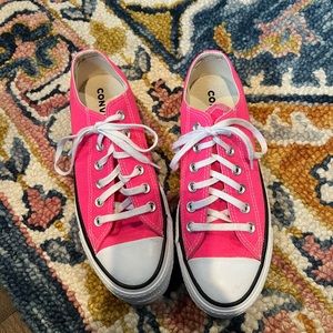 CONVERSE All*Star Low Top Chuck Taylor Platform